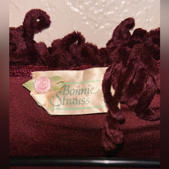 Bonnie Strauss Vintage Fringe Shawl - Picture 4 of 4